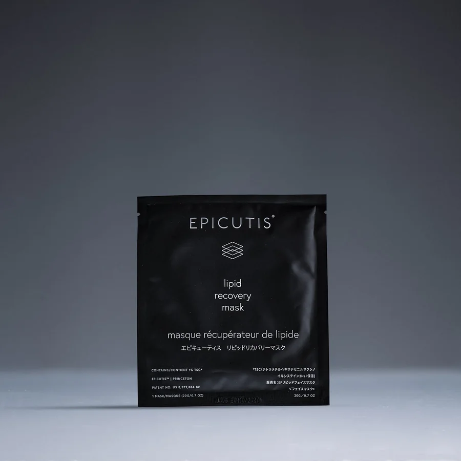 The Epicutis Lipid Recovery Mask sachet, photographed on a charcoal ground.